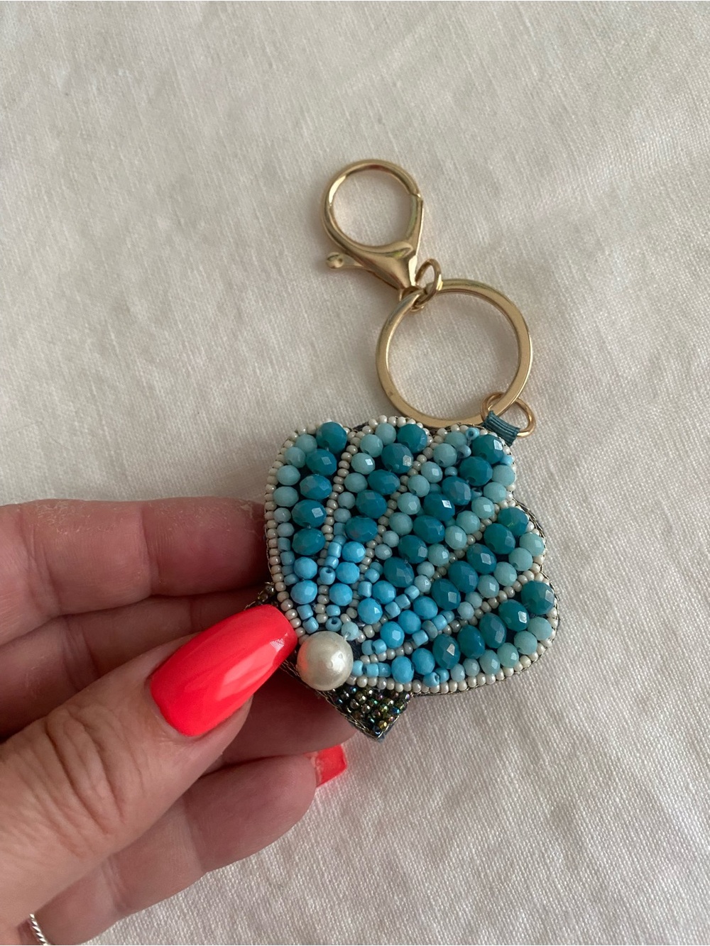Anthropologie beaded shell bag charm - Picture 3 of 3